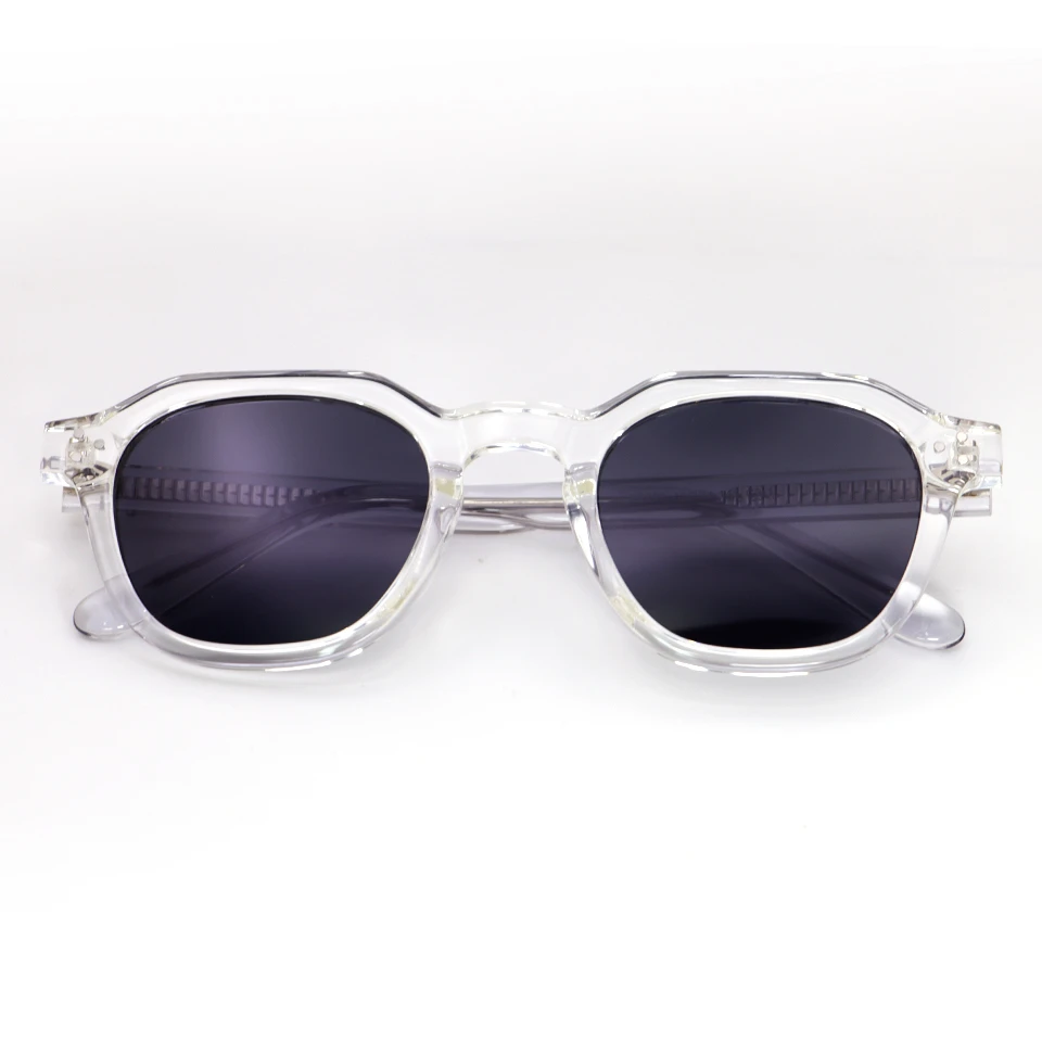 Clear acetate polarized sunglasses with rounded-square frame — front view for private-label eyewear collections Clear acetate polarized sunglasses with rounded-square frame — front view for private-label eyewear collections